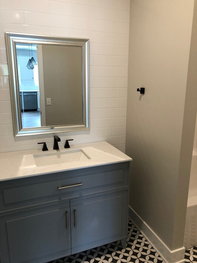 Bathroom - 532 5th Ave NW