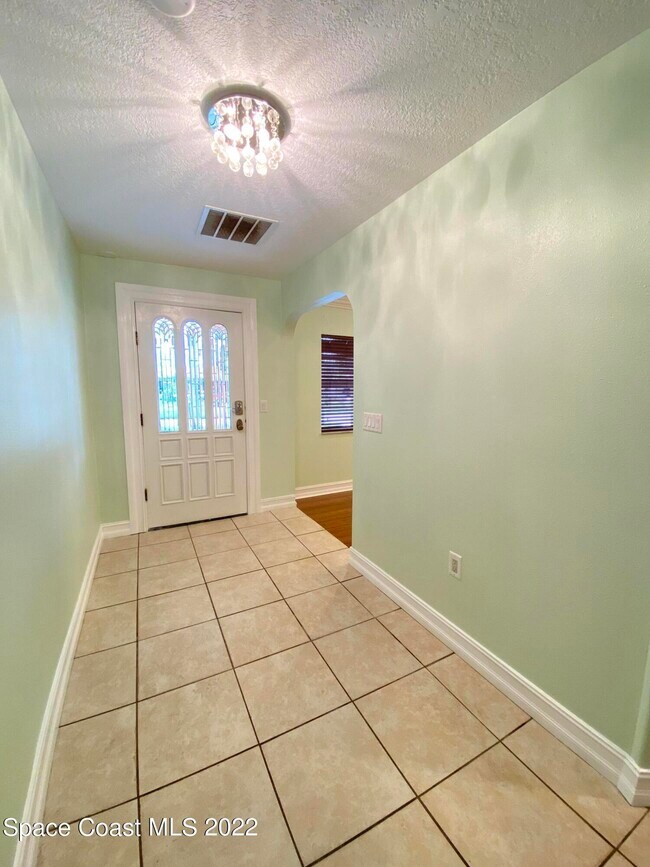 Foto del edificio - 288 Coral Way W