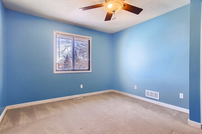 Foto del edificio - 16875 Greenland Paths, Lakeville, MN, 55044