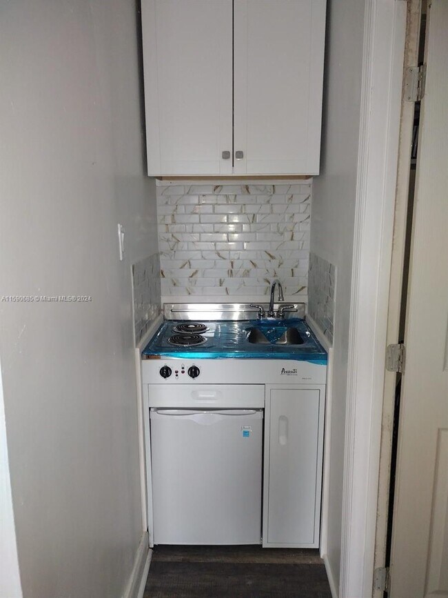 Foto del edificio - 2086 SW 71st Way