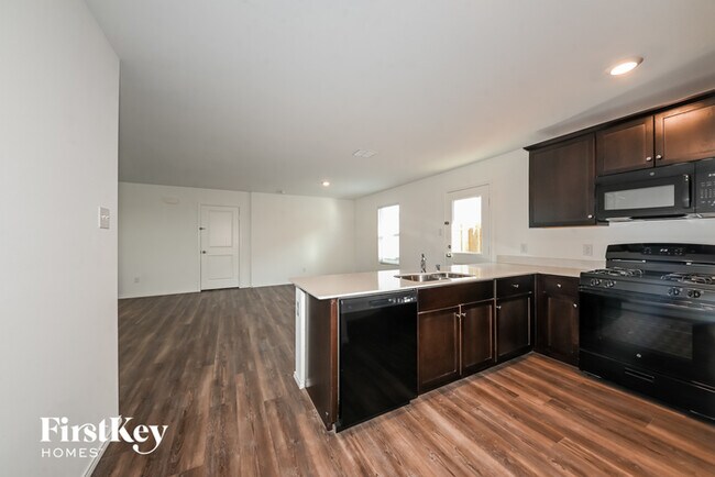 Building Photo - 5751 Barbaro Dr