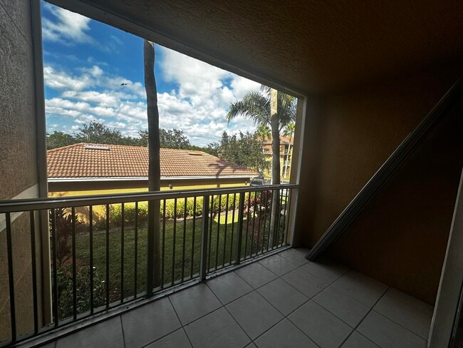 Foto del edificio - 3615 NW Mediterranean Ln