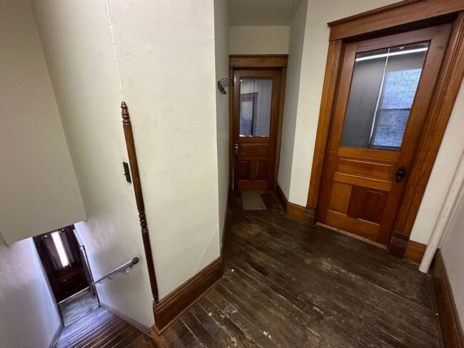 Building Photo - Large Apartment- HOMER,MI