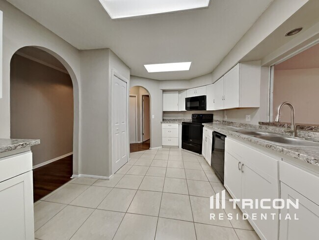 Building Photo - 10708 31st Avenue East Palmetto FL