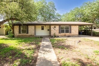 Building Photo - 4807 Sylvandale Dr