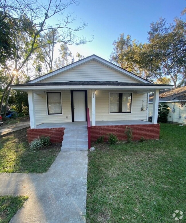 Building Photo - 1946 Pasco St