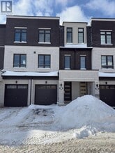 Building Photo - 5943 Saigon St