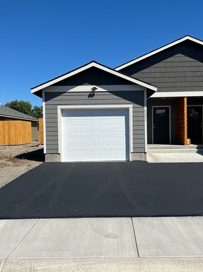 Building Photo - 4251 Wyoming St