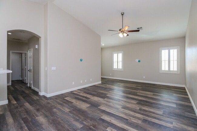 Building Photo - 4045 E Trigger Way