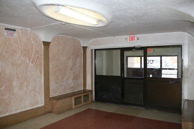 Foto del edificio - 120 N Oraton Pkwy