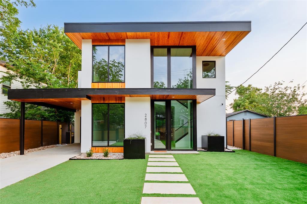 Foto principal - 2803 Garwood St