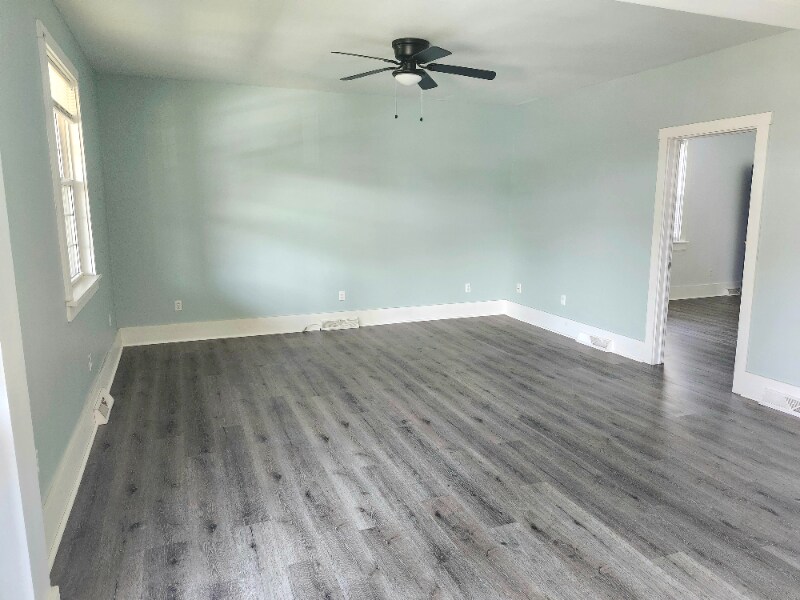 Foto principal - 818 Beaver Rd