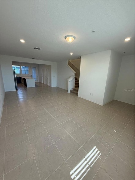 Building Photo - 4609 Orchard View Aly