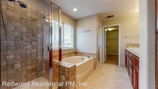 Foto del edificio - 4 br, 3 bath House - 326 Winemaker Way