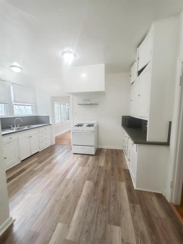 Foto del edificio - 552 S St Andrews Pl