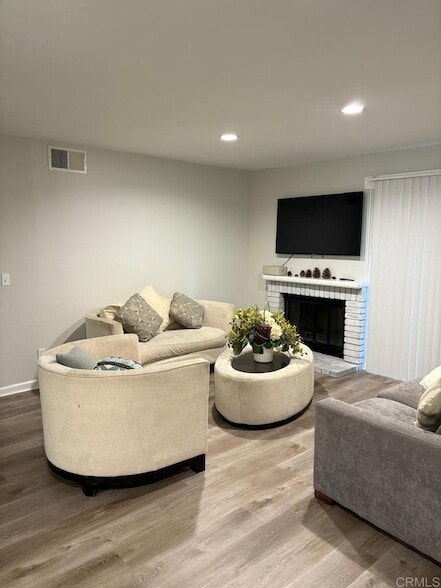 Building Photo - 2055 Lakeridge Cir