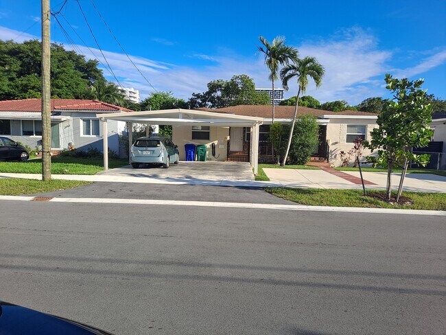 Covered Parking on left side - 2760 SW 25th St