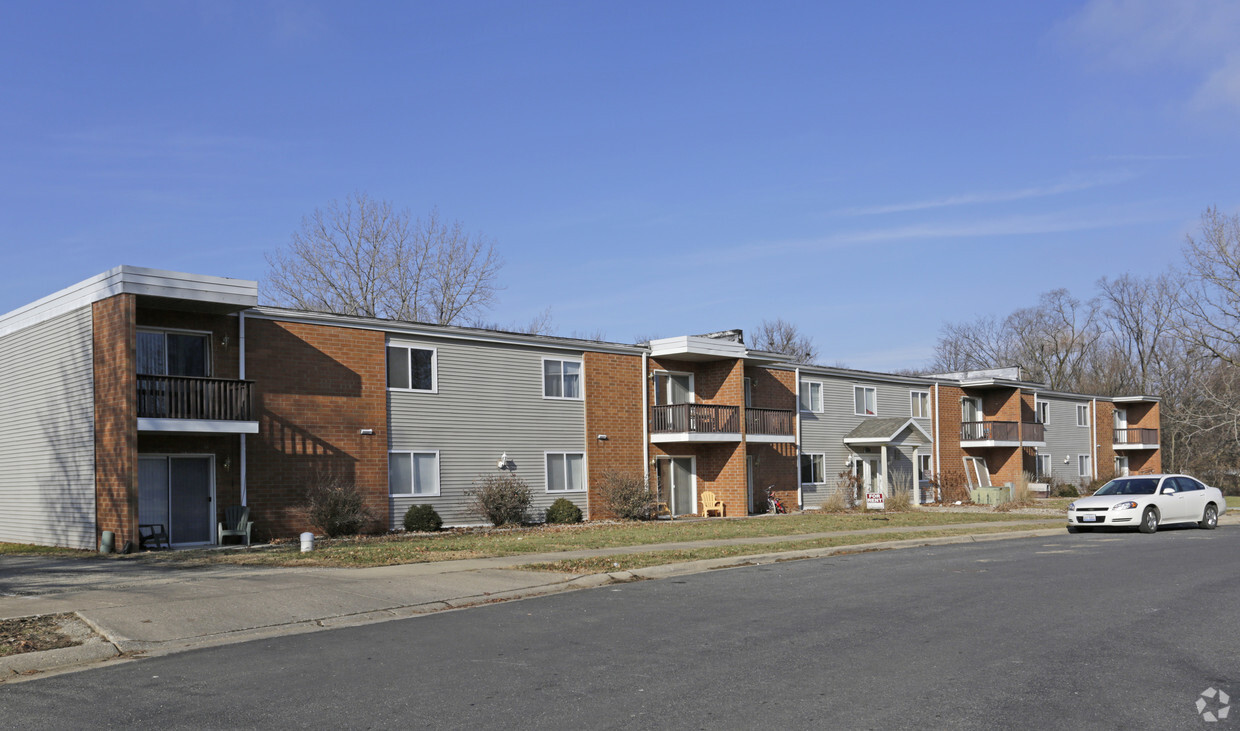 Primary Photo - Kellar Commons Apartments