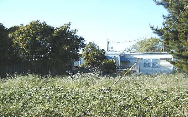 Foto del edificio - 1802 Bodega Ave