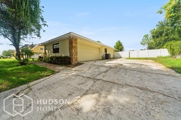 Building Photo - NOW AVAILABLE! 517 Hillside Drive, Auburnd...