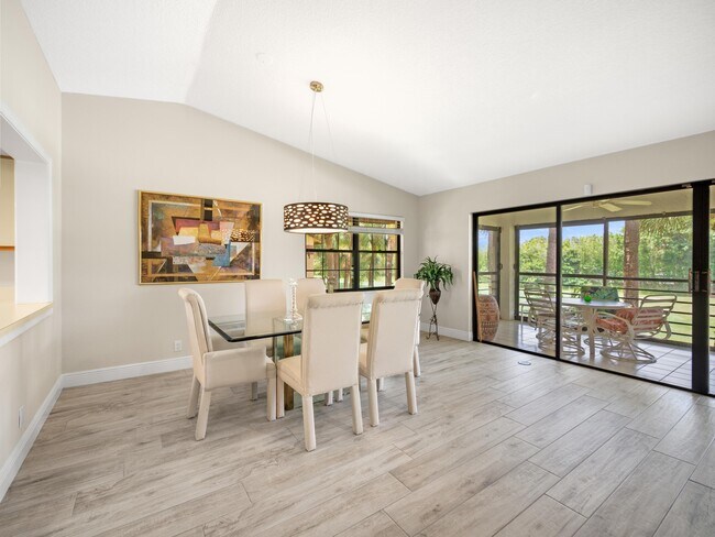 Foto del edificio - 11213 Aspen Glen Dr