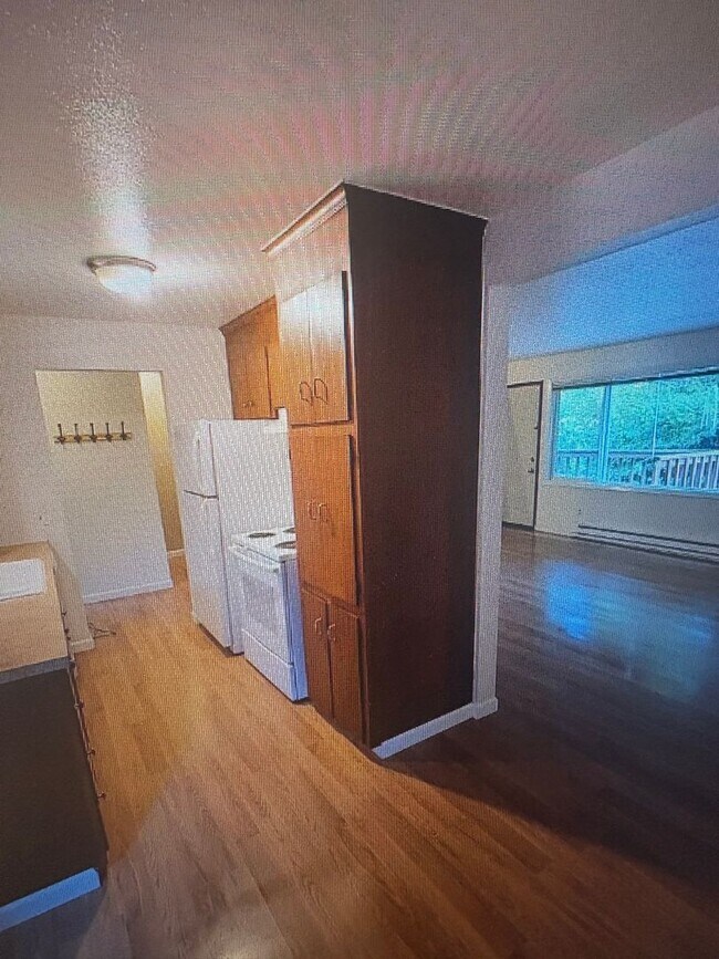 Foto del edificio - 9546 8th Ave NW