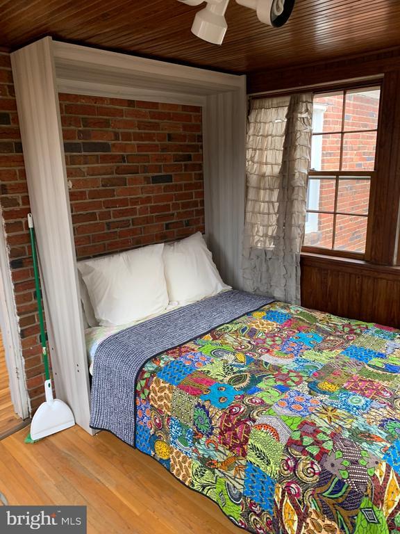 Foto principal - 862 N Abingdon St