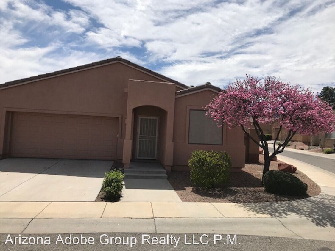 Primary Photo - 3 br, 2 bath House - 1649 E. Vista De Montana