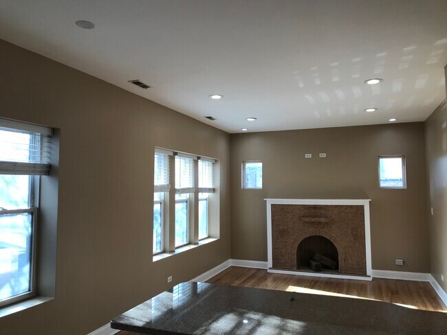 Foto del edificio - 3234 W Grace St