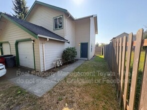 Building Photo - 2417 Xenia St