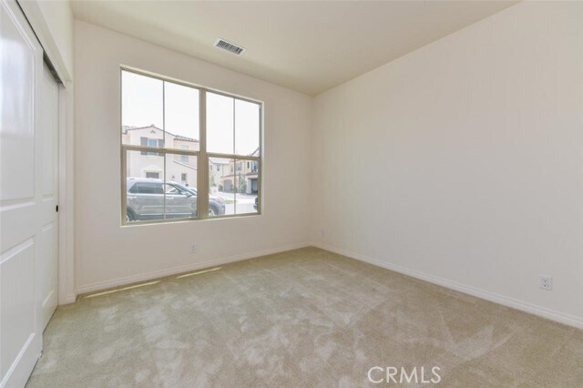 Building Photo - 57 Quill