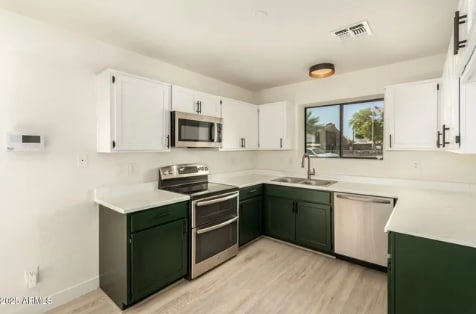 Building Photo - 2949 E Wier Ave