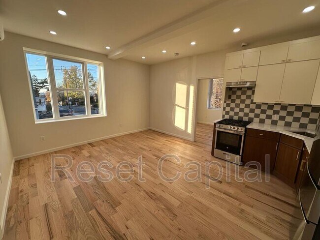 Foto del edificio - 15 Palisade Ave