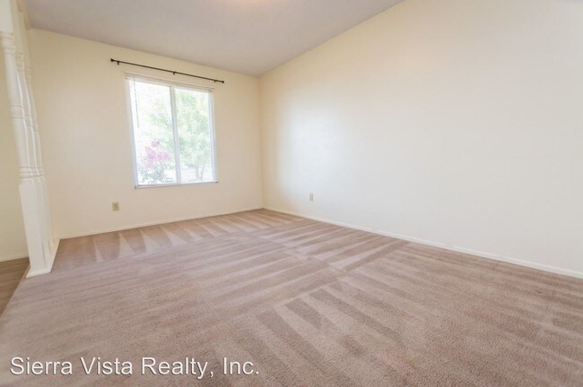 Building Photo - 3723 E Shawnee Dr