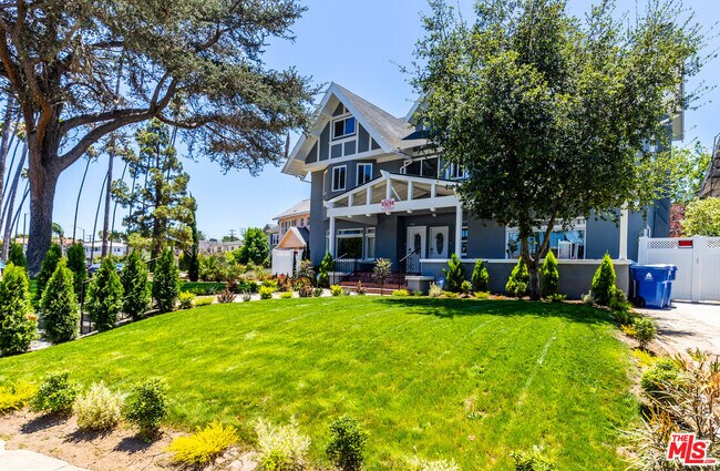 Foto del edificio - 4442 Victoria Park Dr