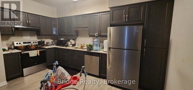Building Photo - 96 Seabrook Dr