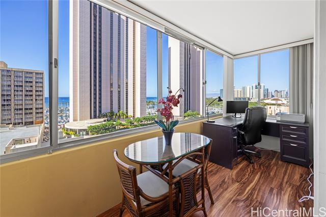 Foto del edificio - 1720 Ala Moana Blvd