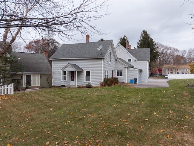 Building Photo - 92 Milk St