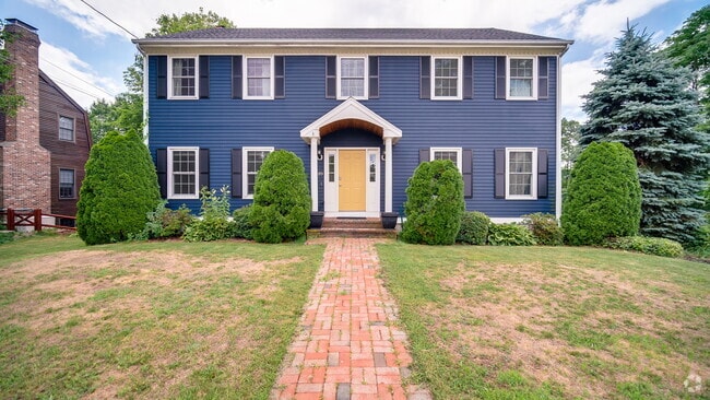 Building Photo - 155 Torsey St