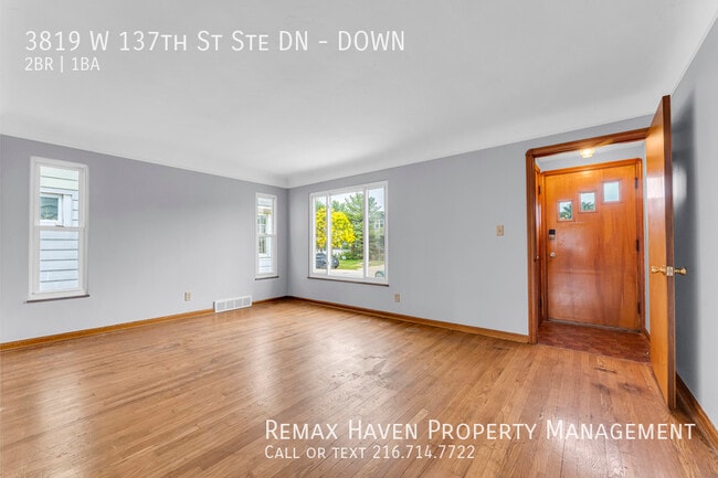 Building Photo - 3819 W 137th St