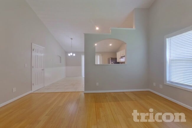 Building Photo - 3692 Tullamore Ln