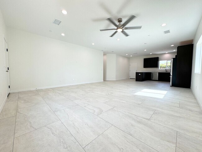 Foto del edificio - COMING SOON!! 2 Bedroom 1 Bath Home in Cathedral City!!