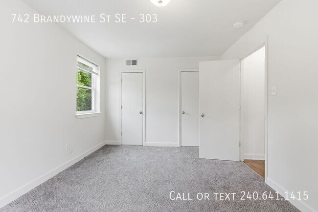 Foto del edificio - 742 Brandywine St SE