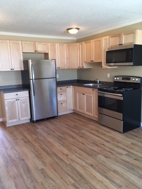 Photo du bâtiment - 10307-10100 100 Ave