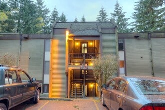 Building Photo - 14515 NE 32nd St