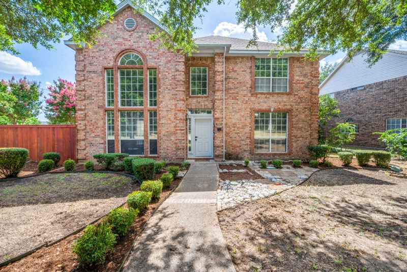 Primary Photo - 7941 Flagstone St