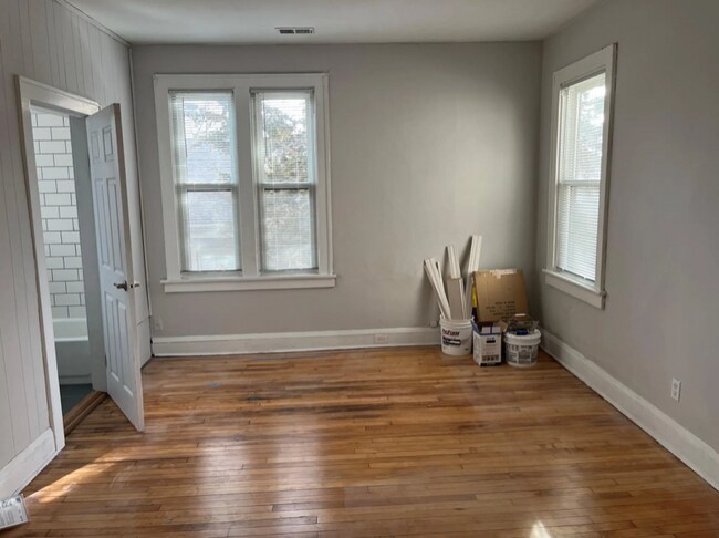 Foto del edificio - 1435 Marshall St NE