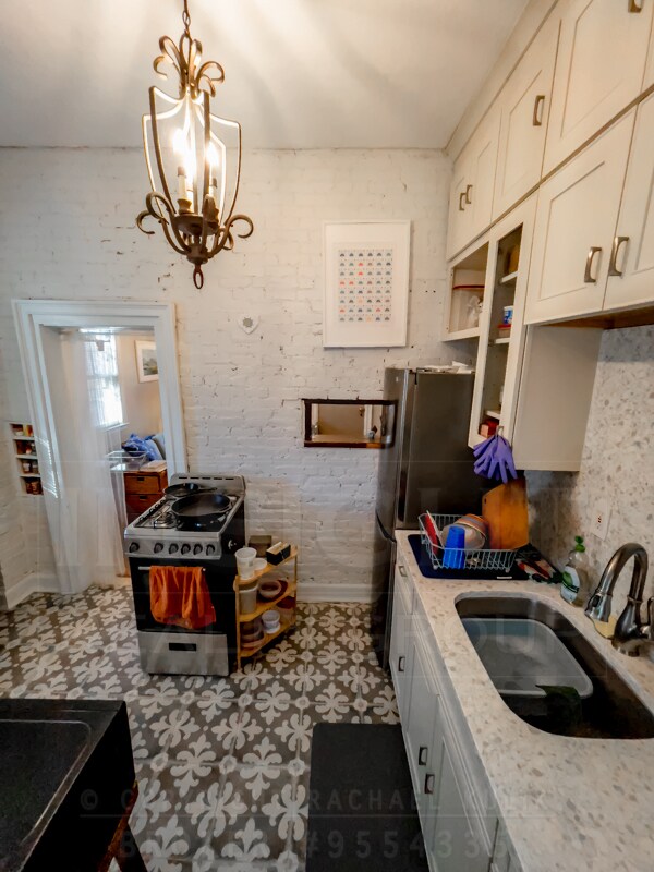 Foto del edificio - 271 Chestnut Ave