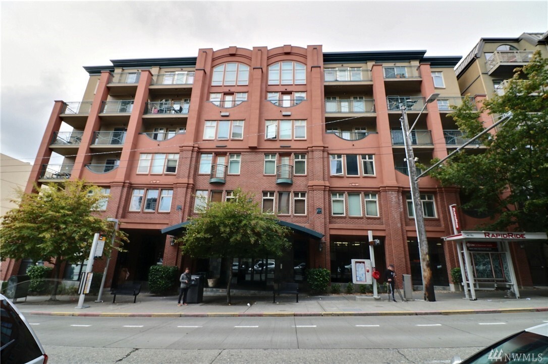 123 Queen Anne Ave N, is in Uptown Seattle. - 123 Queen Anne Ave N