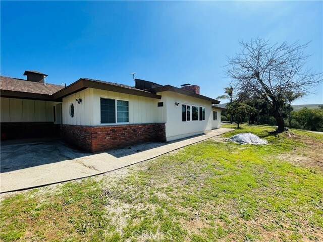 Foto del edificio - 3823 Robinhood Rd